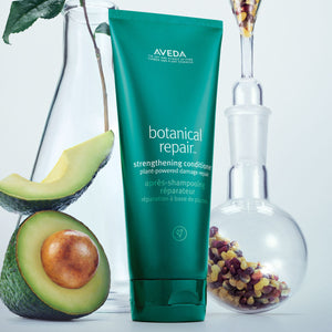 Botanical Repair™ Strengthening Conditioner - escentials.com